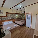 My House מלון 2*