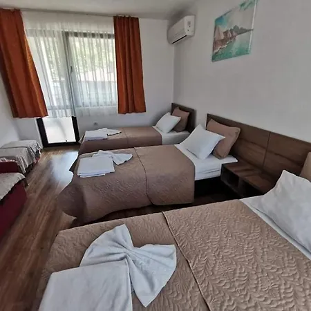 Hotel My House 2*